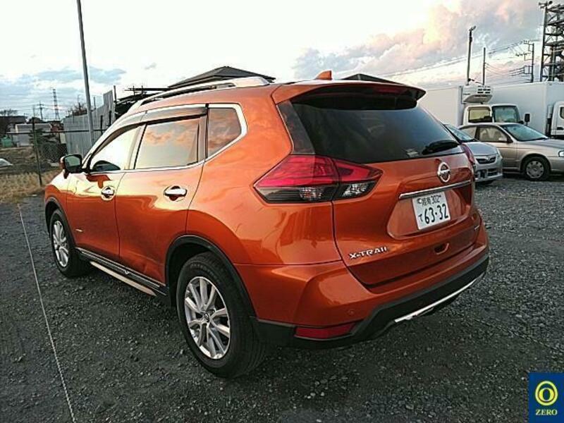 X-TRAIL