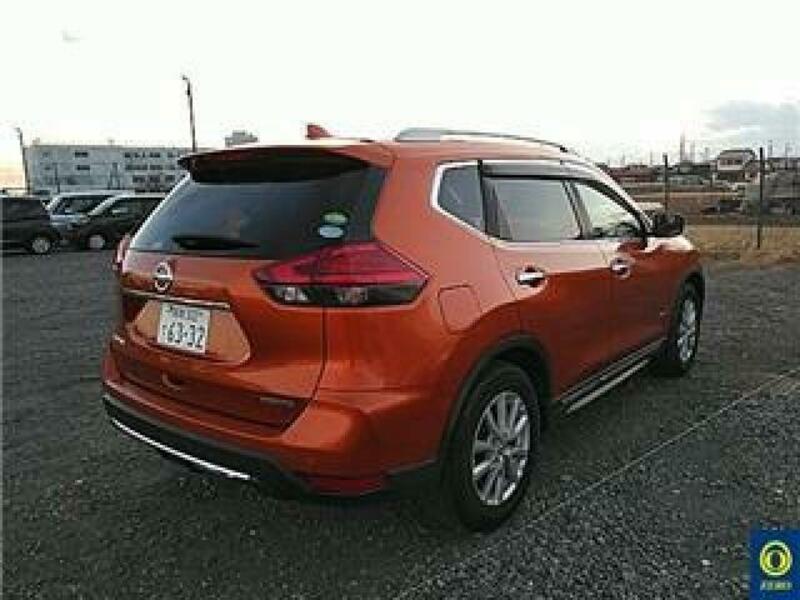 X-TRAIL