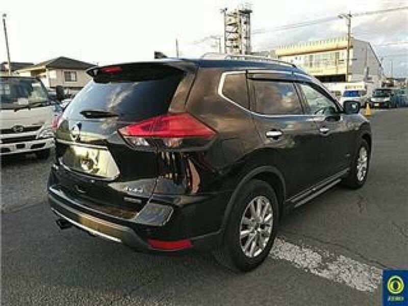 X-TRAIL