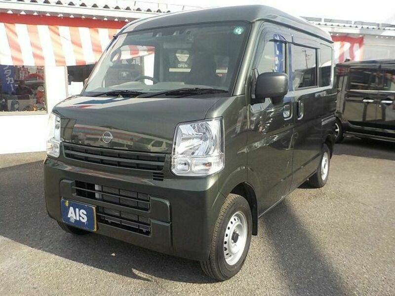 NISSAN CLIPPER VAN