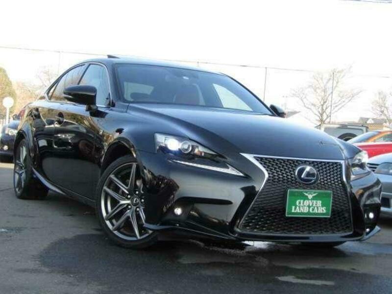 LEXUS IS