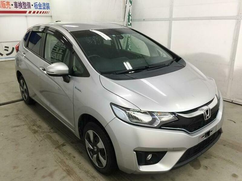 Used 16 Honda Fit Daa Gp6 Sbi Motor Japan