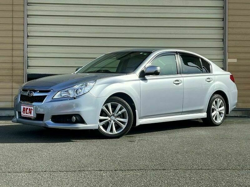 SUBARU LEGACY B4