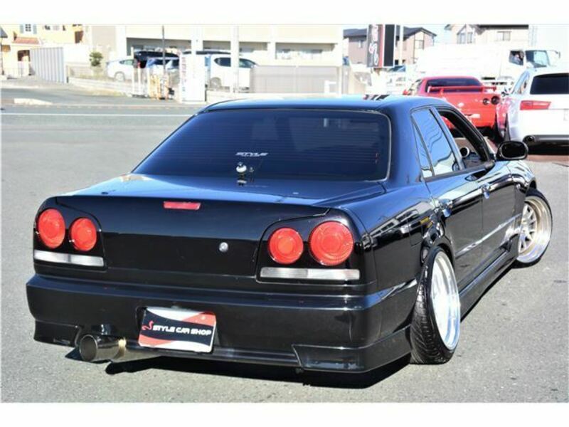 SKYLINE