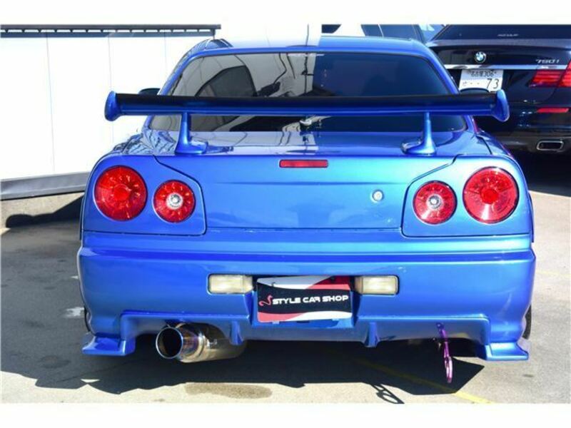 SKYLINE