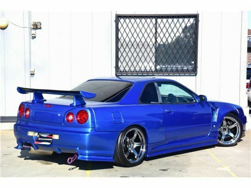 SKYLINE