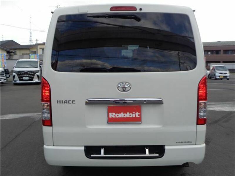 HIACE VAN