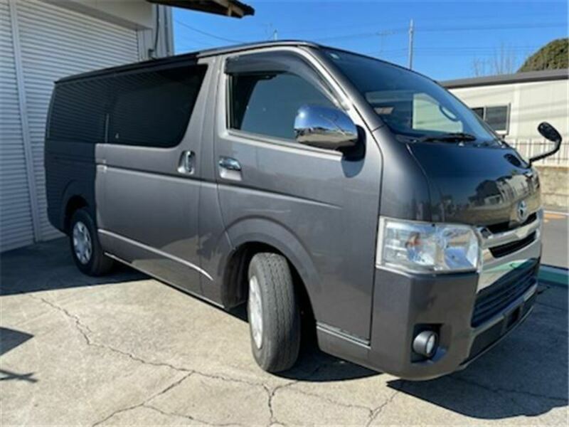 HIACE