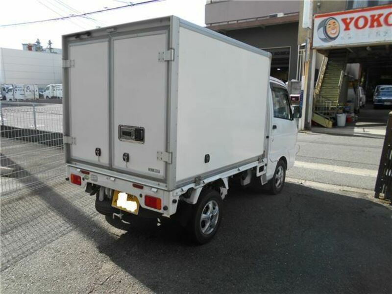 MINICAB TRUCK