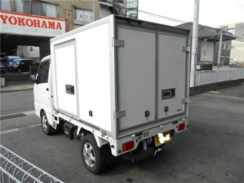 MINICAB TRUCK