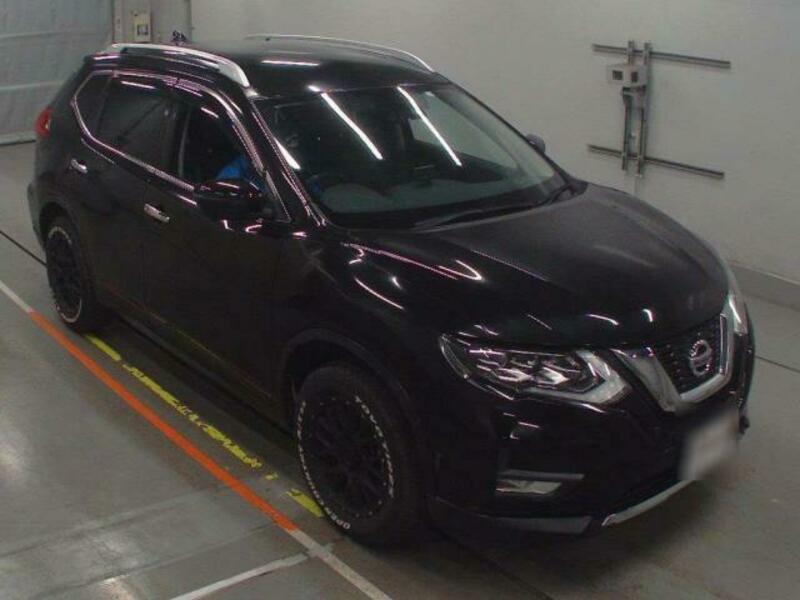 X-TRAIL