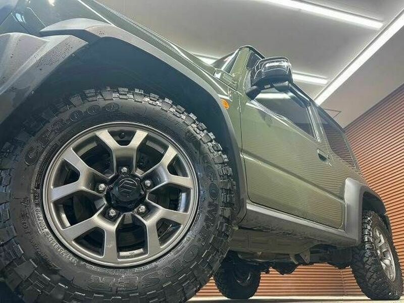 JIMNY SIERRA