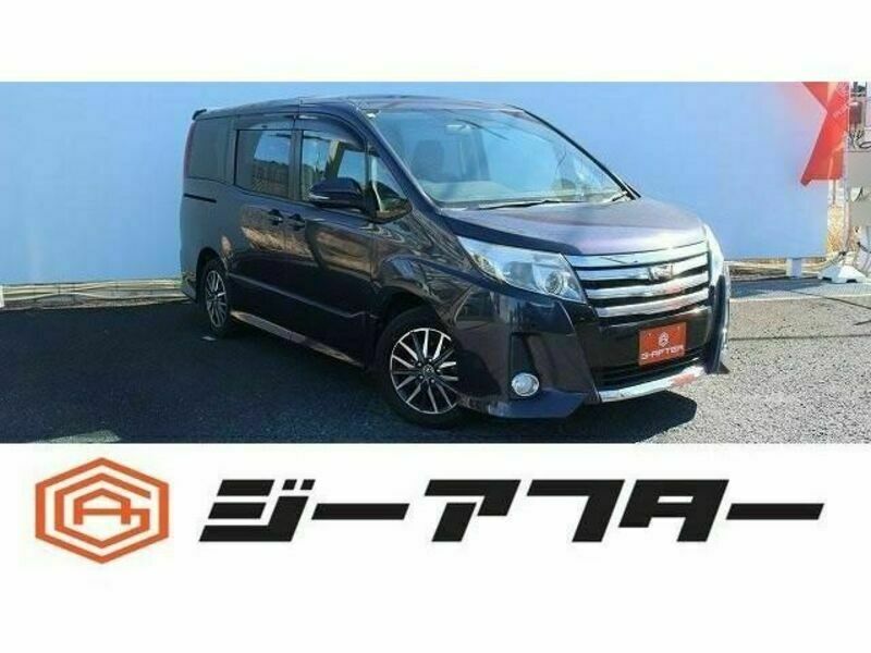 TOYOTA NOAH