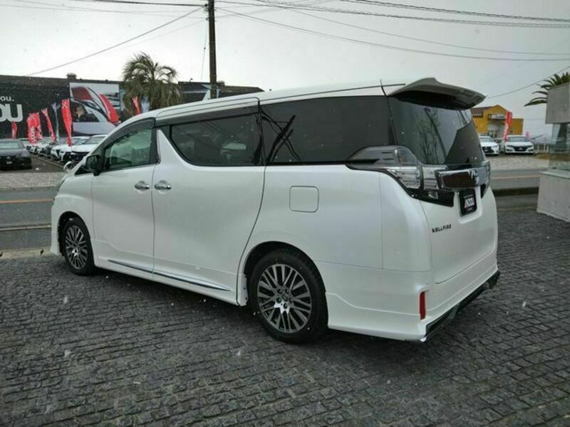 VELLFIRE