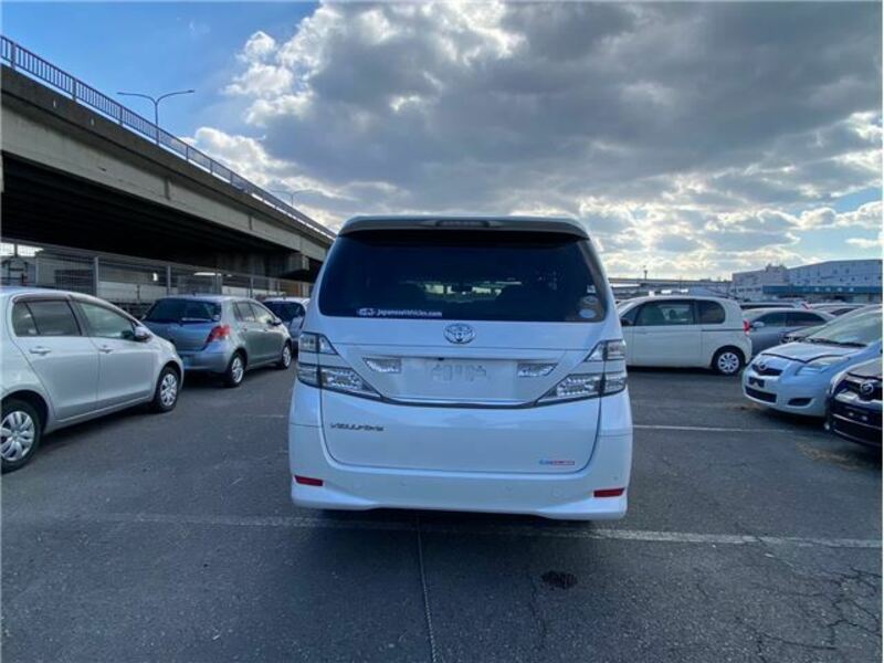 VELLFIRE