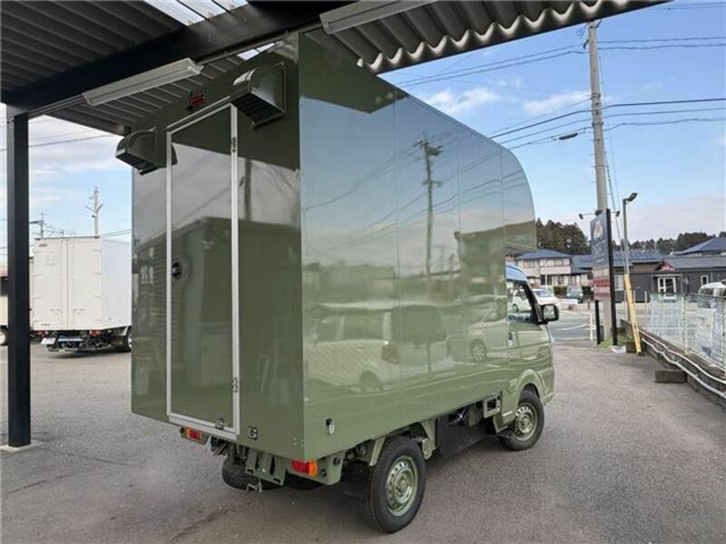 CARRY TRUCK