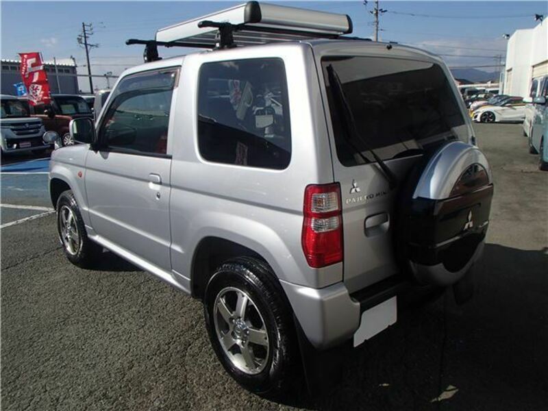 PAJERO MINI