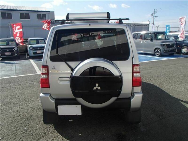 PAJERO MINI