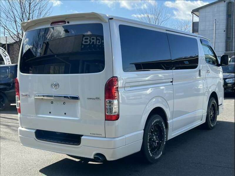 HIACE VAN