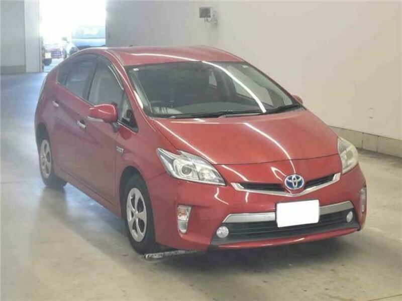 TOYOTA PRIUS PHV