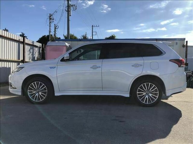 OUTLANDER PHEV