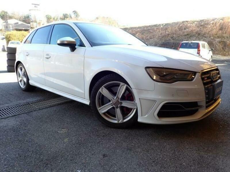 AUDI S3