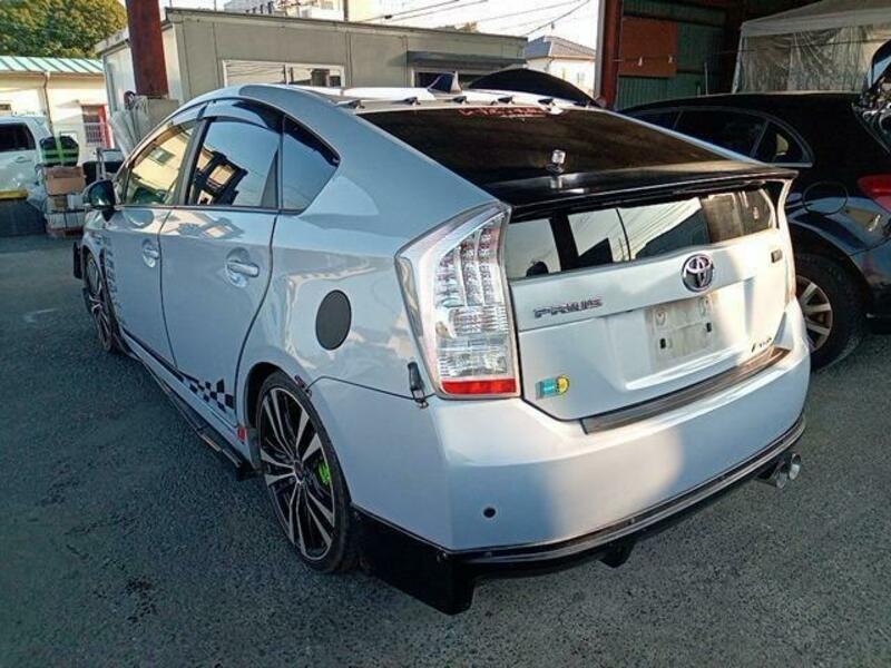 PRIUS