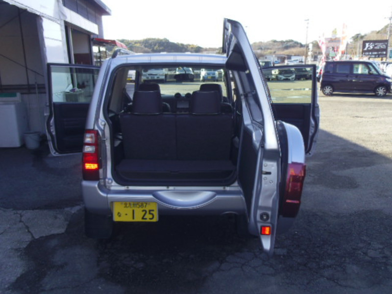 PAJERO MINI