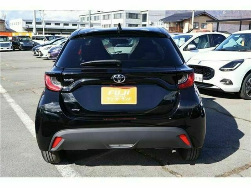 YARIS