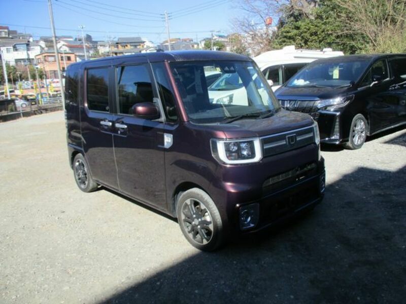 DAIHATSU WAKE