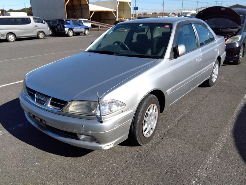 TOYOTA CARINA