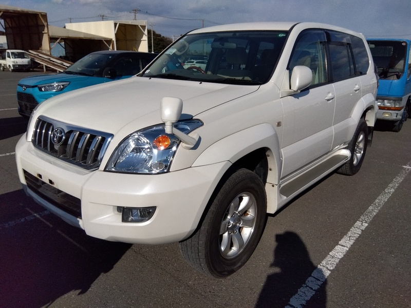 TOYOTA LAND CRUISER PRADO