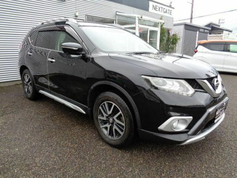 X-TRAIL