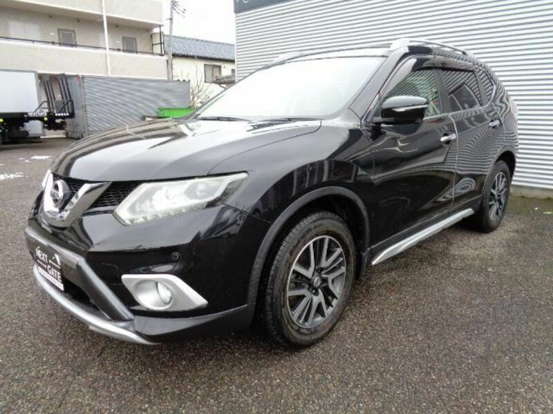 X-TRAIL