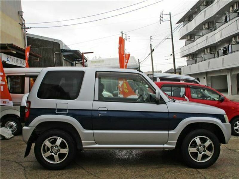 PAJERO MINI