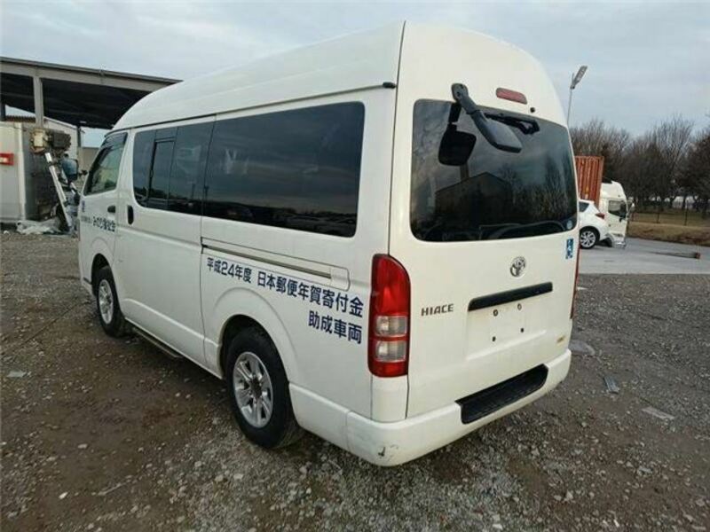 HIACE VAN