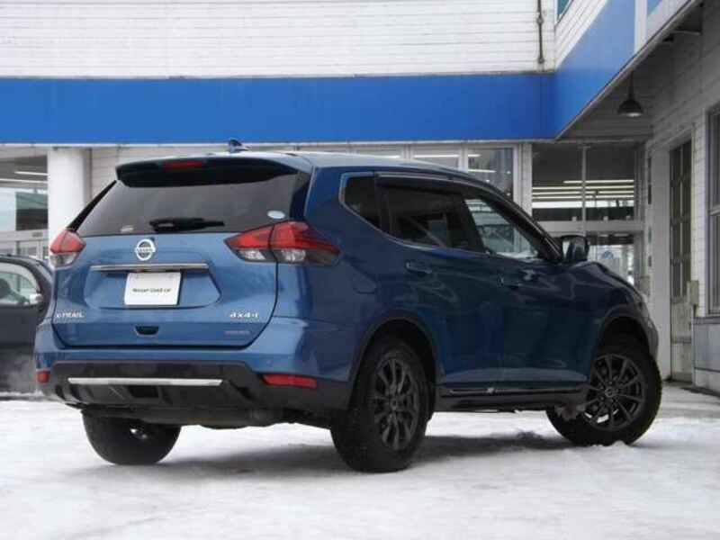 X-TRAIL