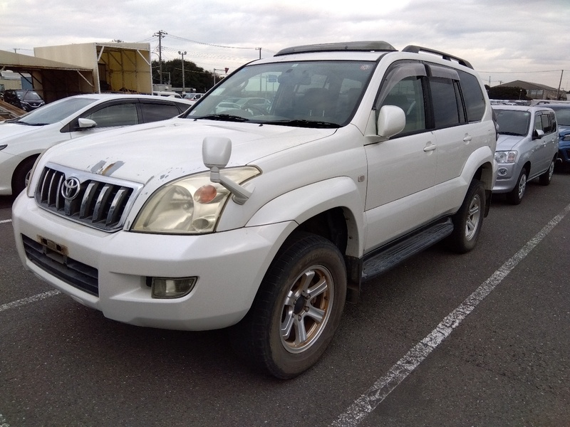 TOYOTA LAND CRUISER PRADO