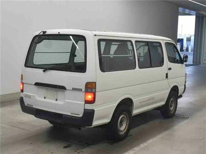 HIACE VAN