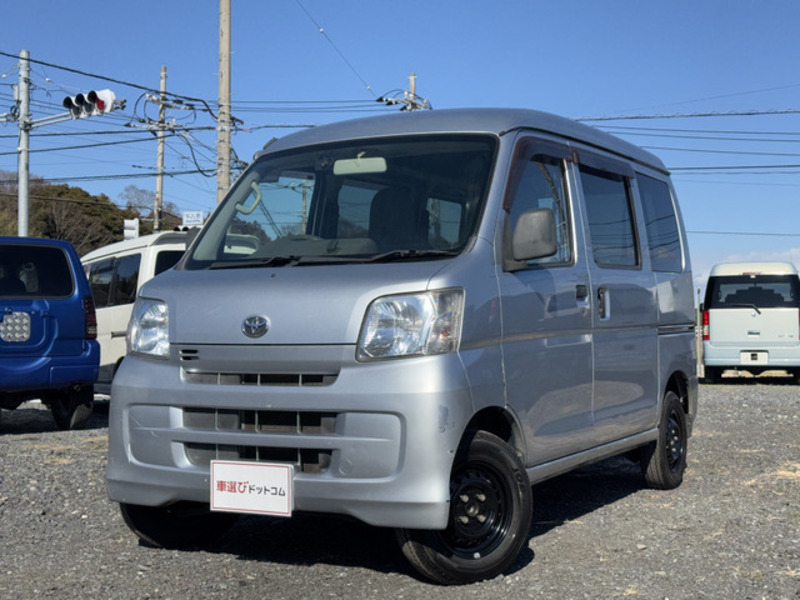 TOYOTA PIXIS VAN