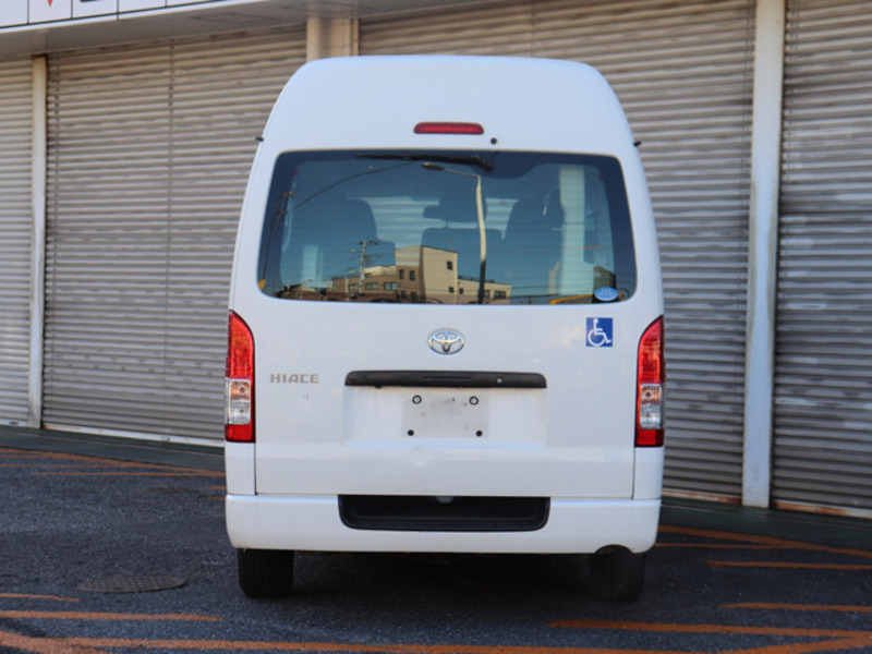 HIACE VAN