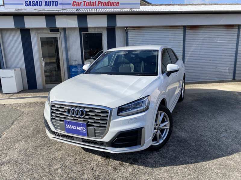 AUDI Q2