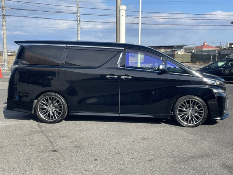 VELLFIRE