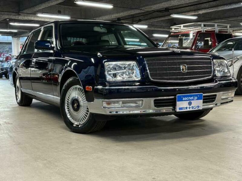 TOYOTA CENTURY