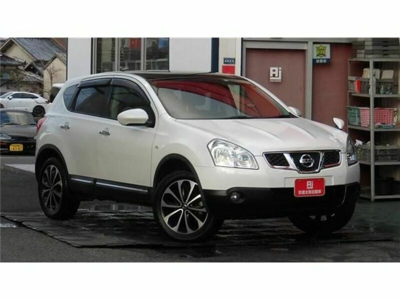 NISSAN DUALIS