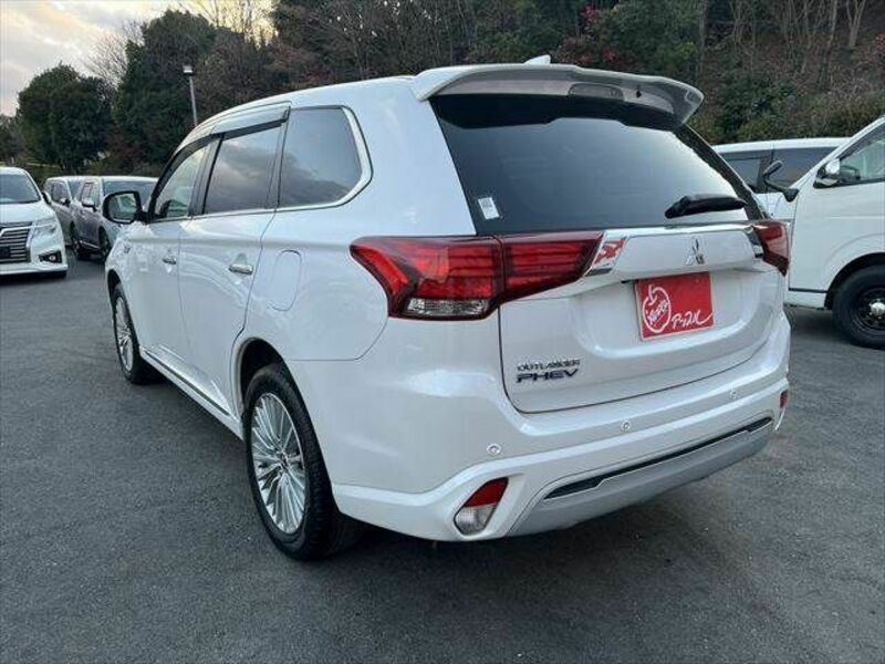 OUTLANDER PHEV