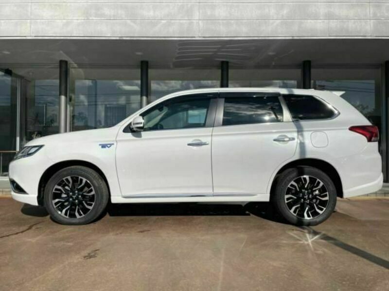 OUTLANDER PHEV