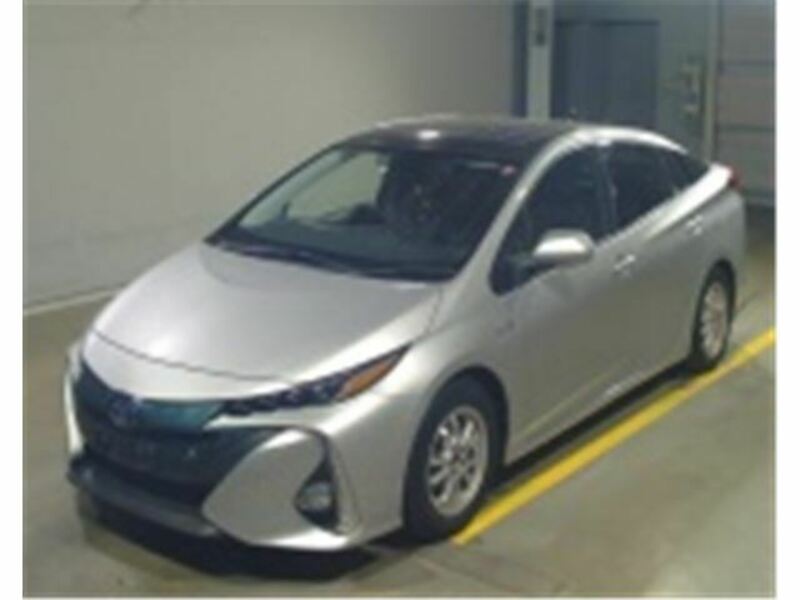 TOYOTA PRIUS PHV