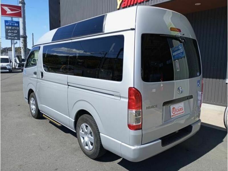 HIACE VAN