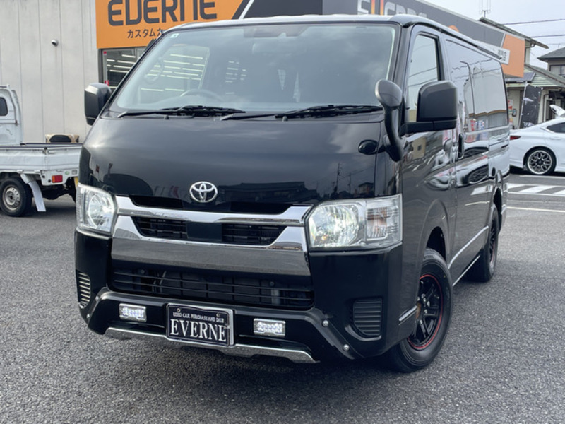 HIACE VAN